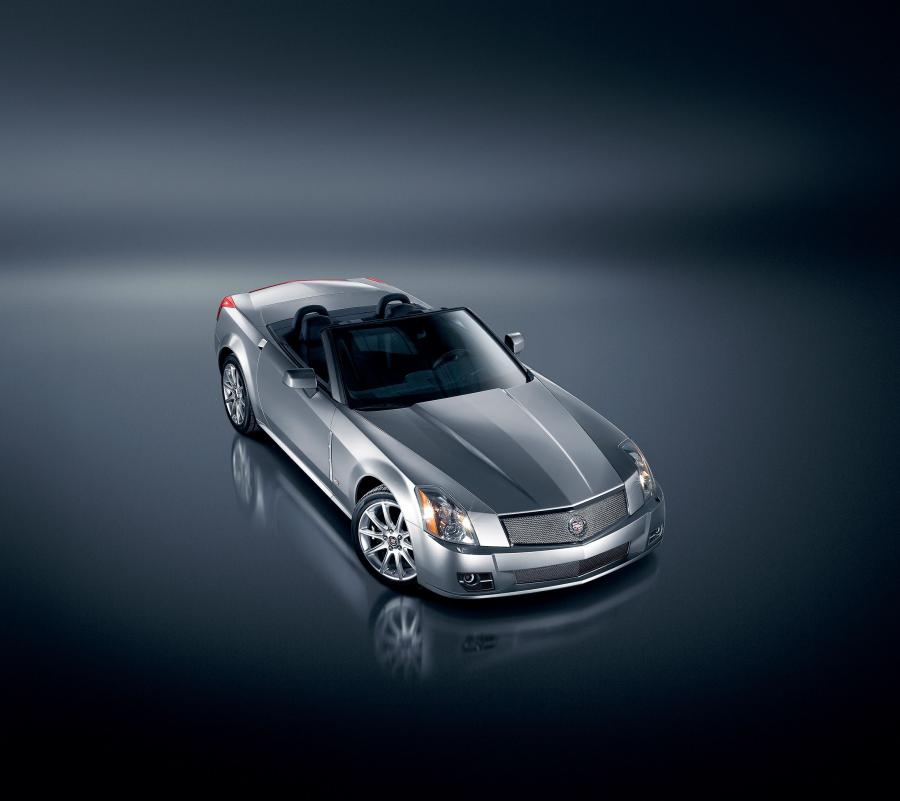  Cadillac XLR-V 2006 года  (фото 3 из 58)